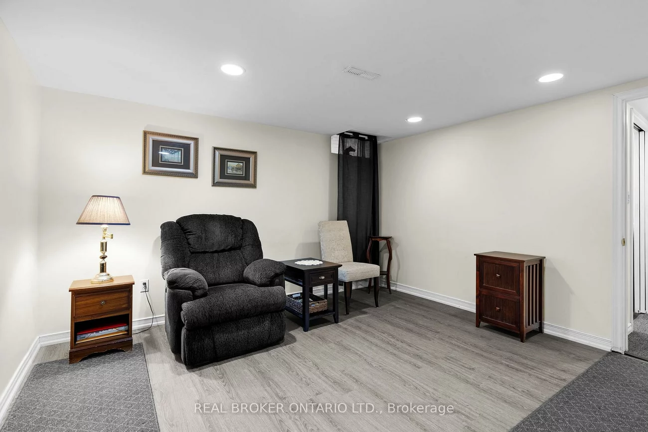 27, Knicely, Painswick North, Barrie