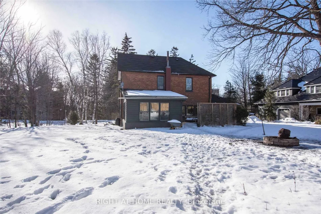 133-135, Mulcaster, Codrington, Barrie