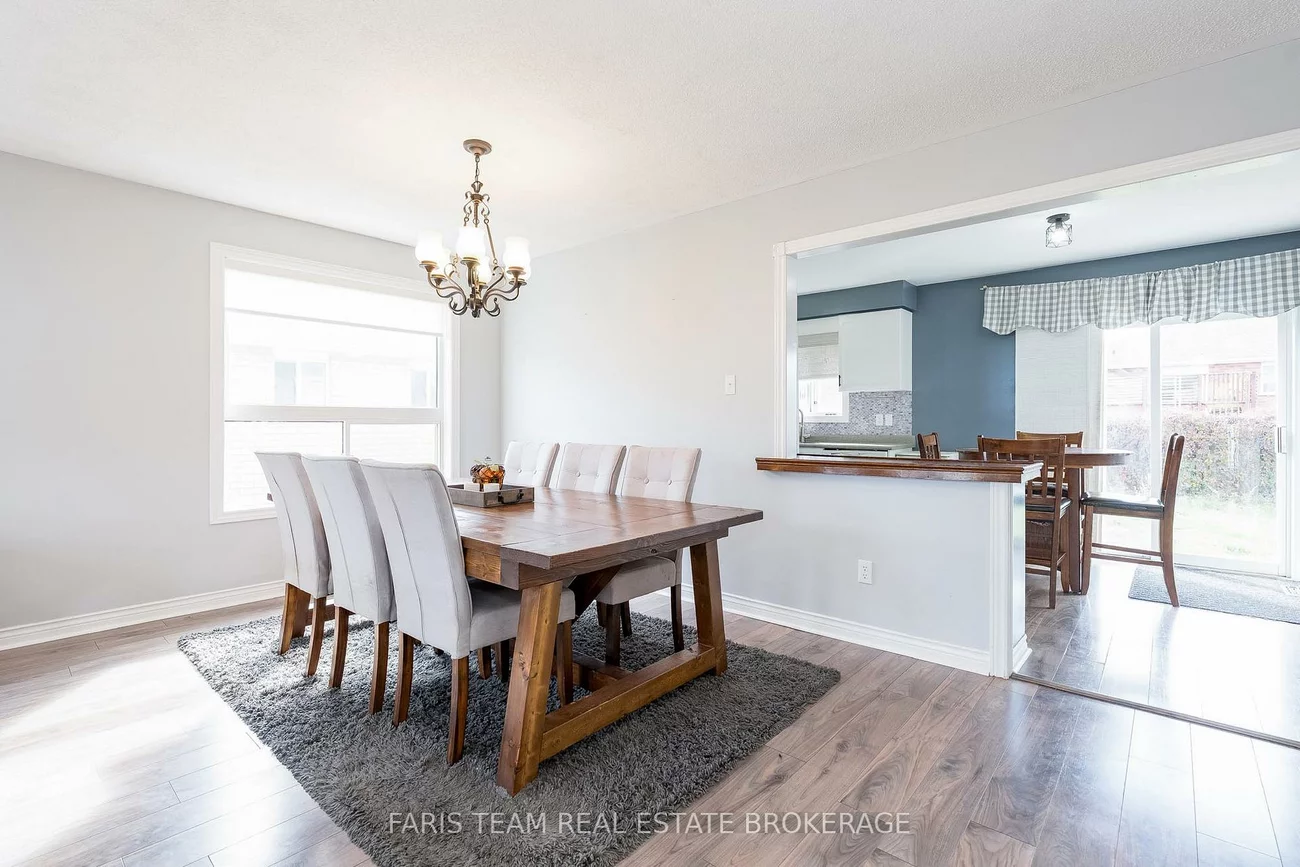 24, Marsellus, Holly, Barrie