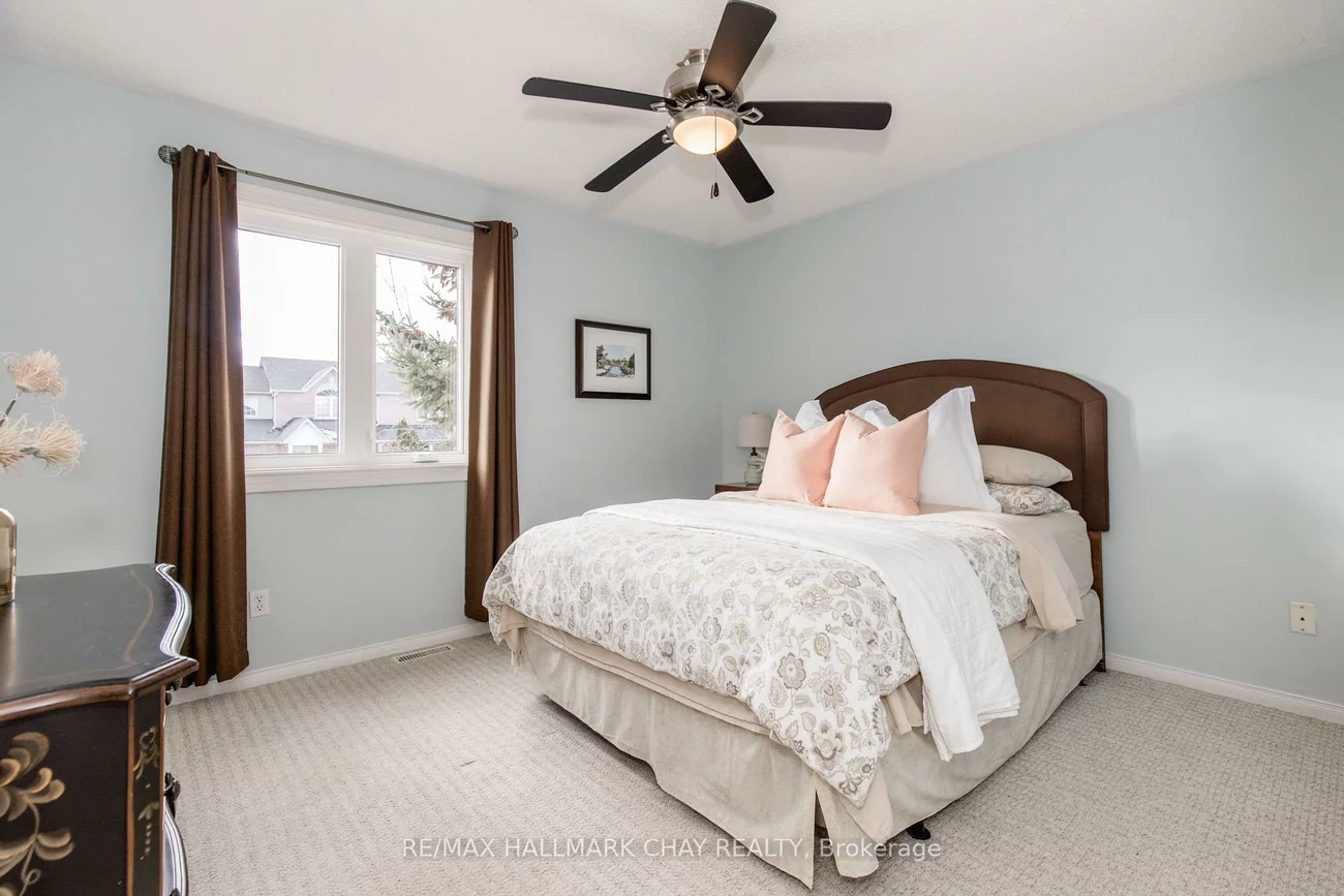 86, Trevino, East Bayfield, Barrie