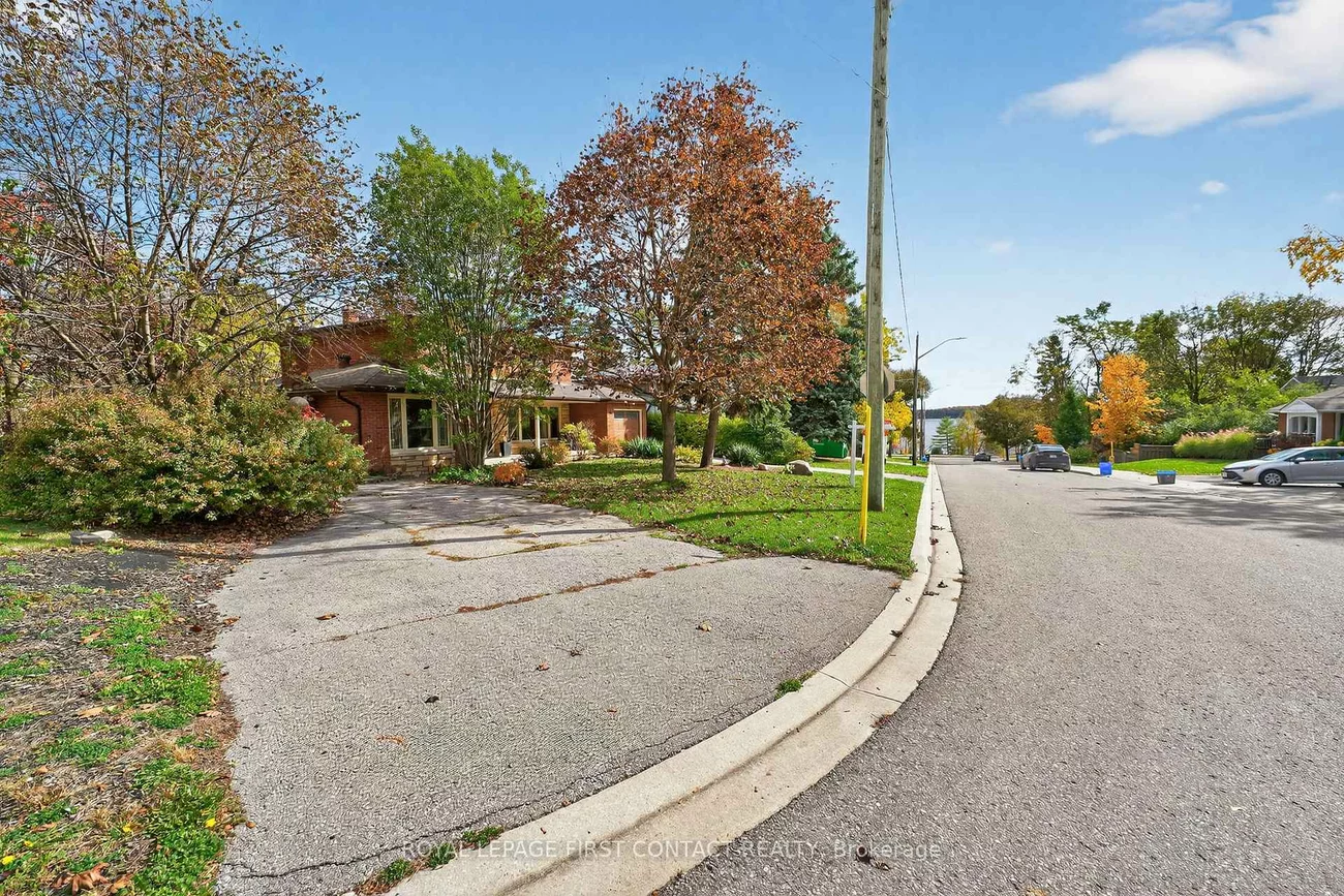 15, Rodney, North Shore, Barrie