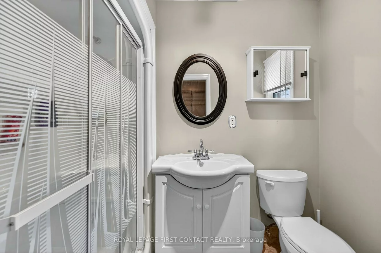 15, Rodney, North Shore, Barrie