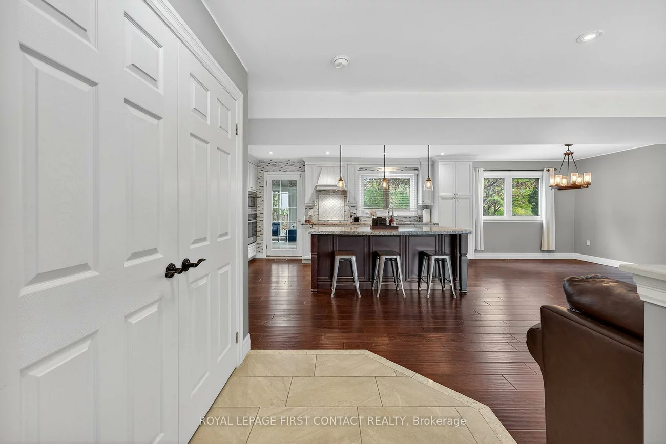 15, Rodney, North Shore, Barrie