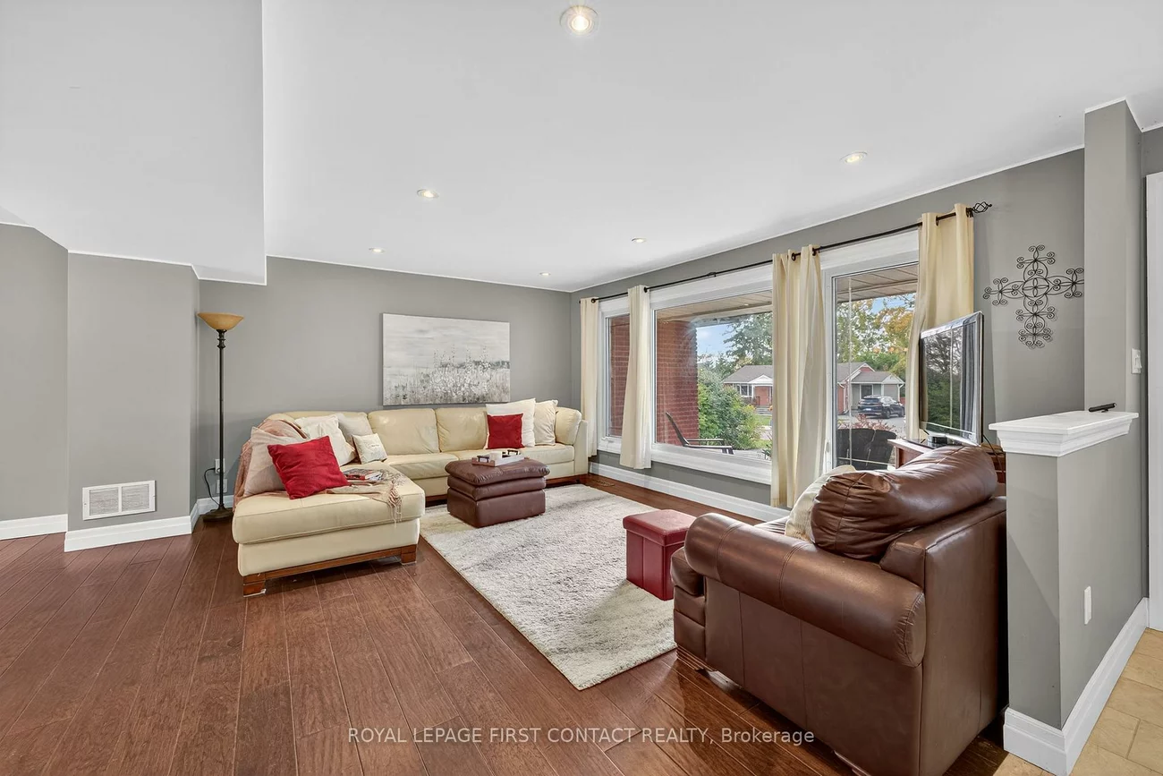 15, Rodney, North Shore, Barrie