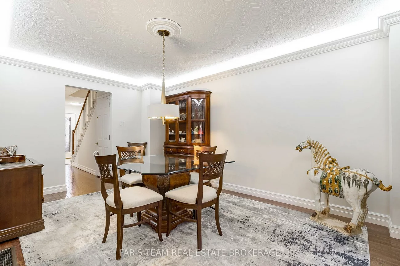 40, Orwell, Letitia Heights, Barrie