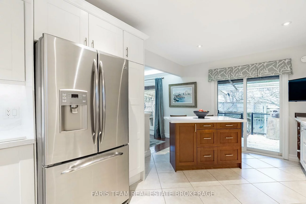 40, Orwell, Letitia Heights, Barrie