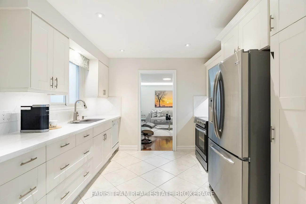 40, Orwell, Letitia Heights, Barrie