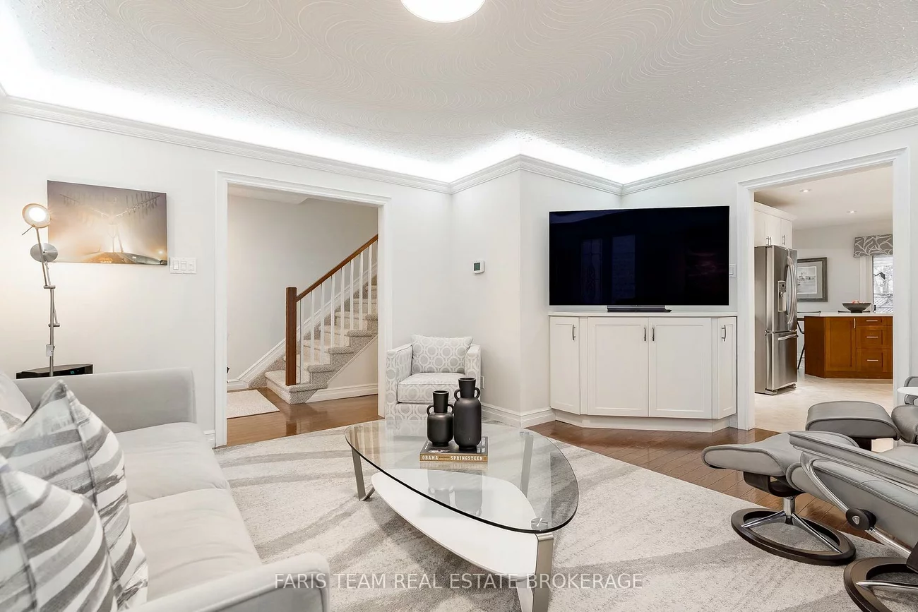 40, Orwell, Letitia Heights, Barrie