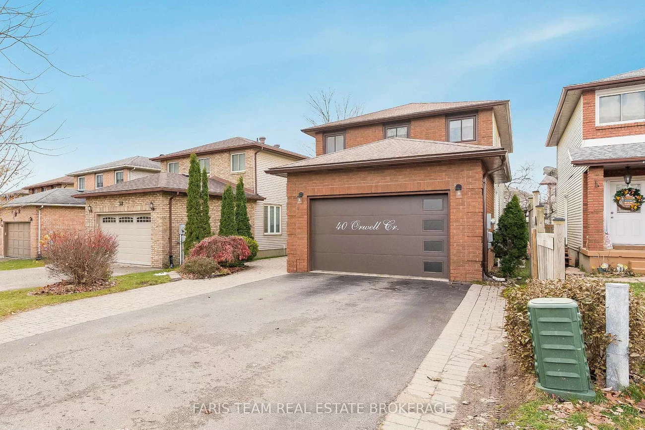 40, Orwell, Letitia Heights, Barrie