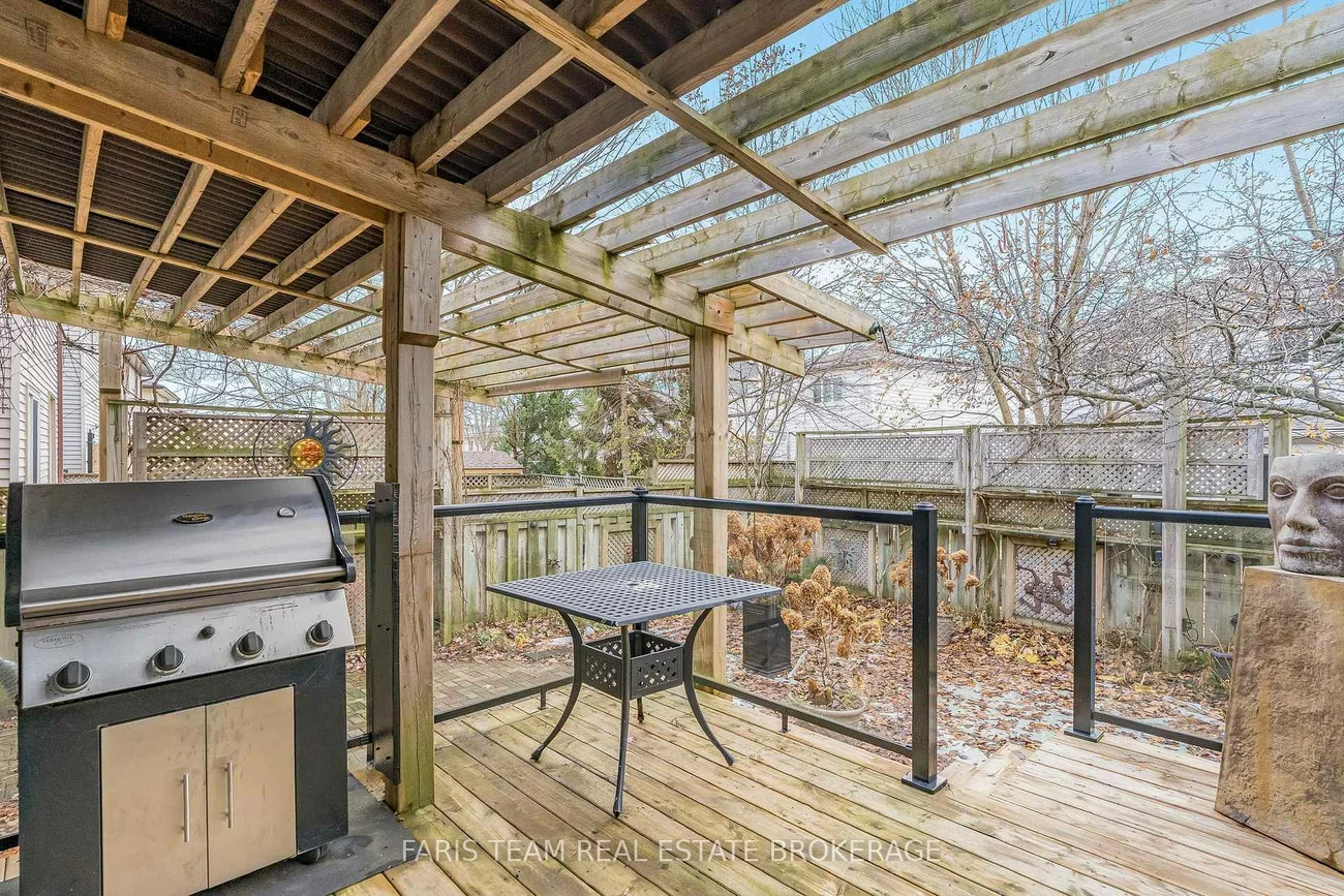 40, Orwell, Letitia Heights, Barrie