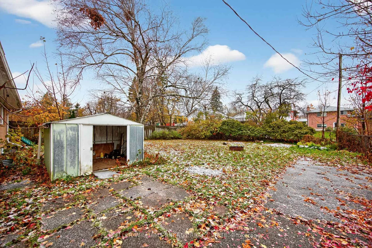 76, Rose, Wellington, Barrie