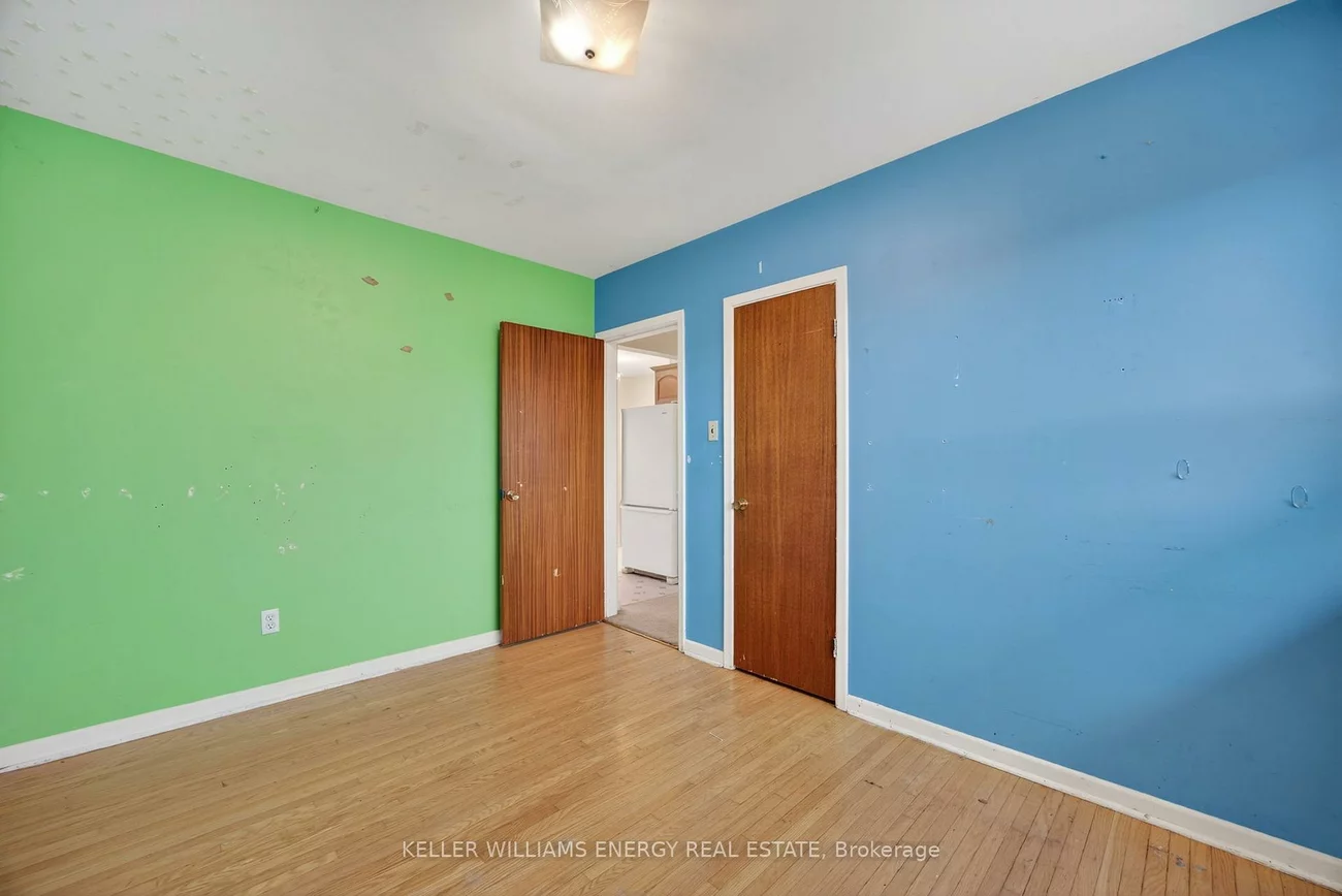 76, Rose, Wellington, Barrie