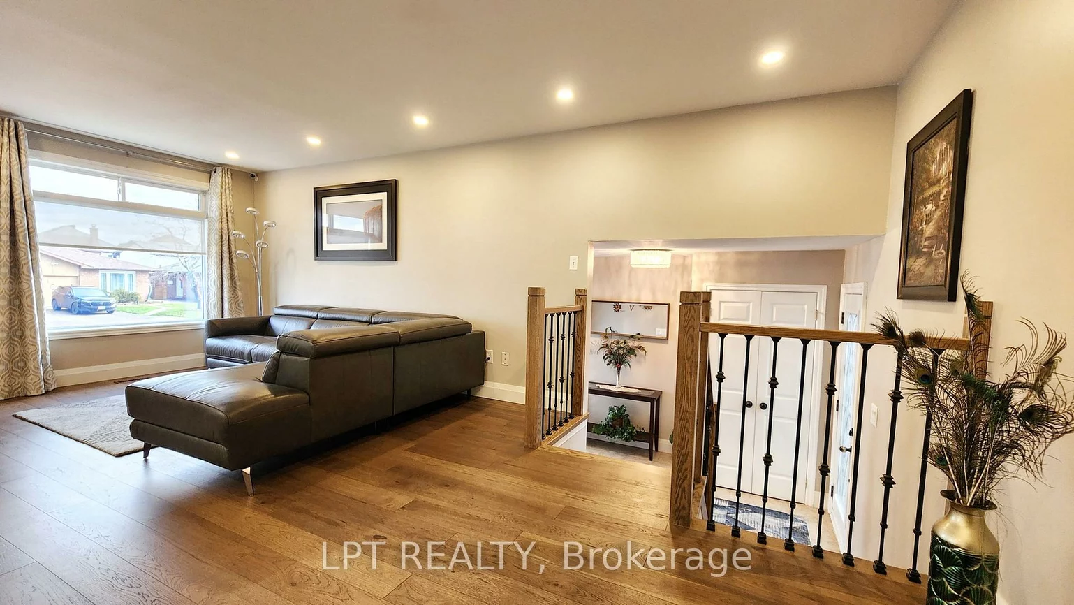 48, Maplehurst, Cundles East, Barrie