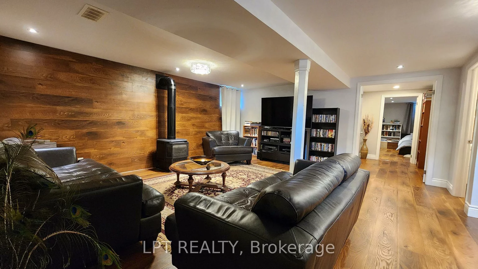 48, Maplehurst, Cundles East, Barrie