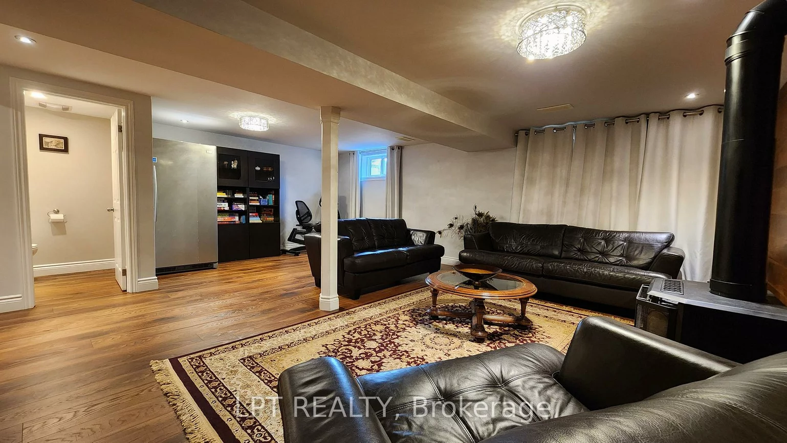 48, Maplehurst, Cundles East, Barrie