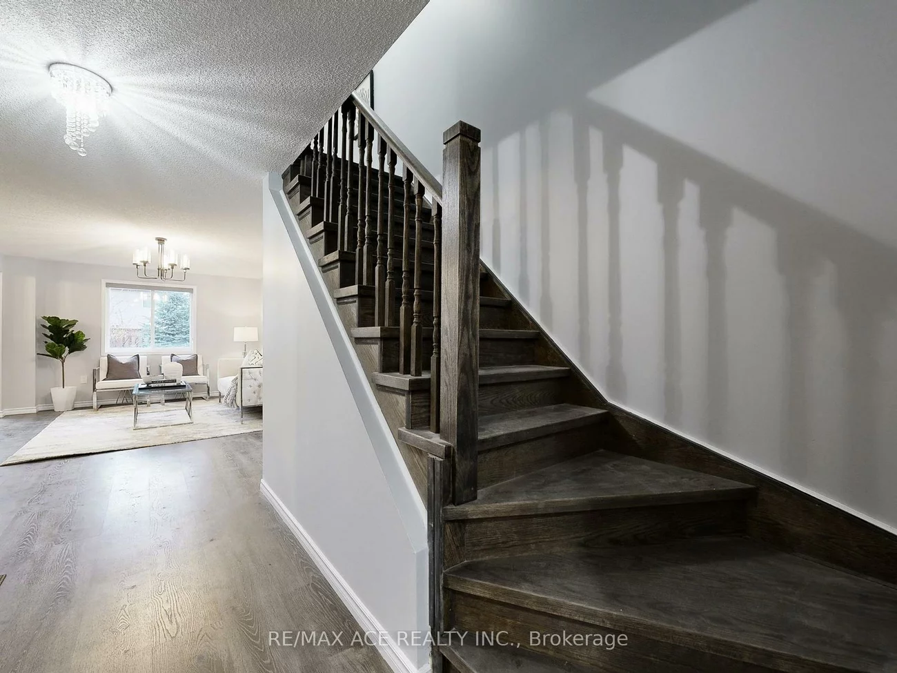 6, Aconley, Georgian Drive, Barrie