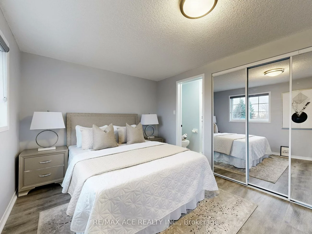 6, Aconley, Georgian Drive, Barrie