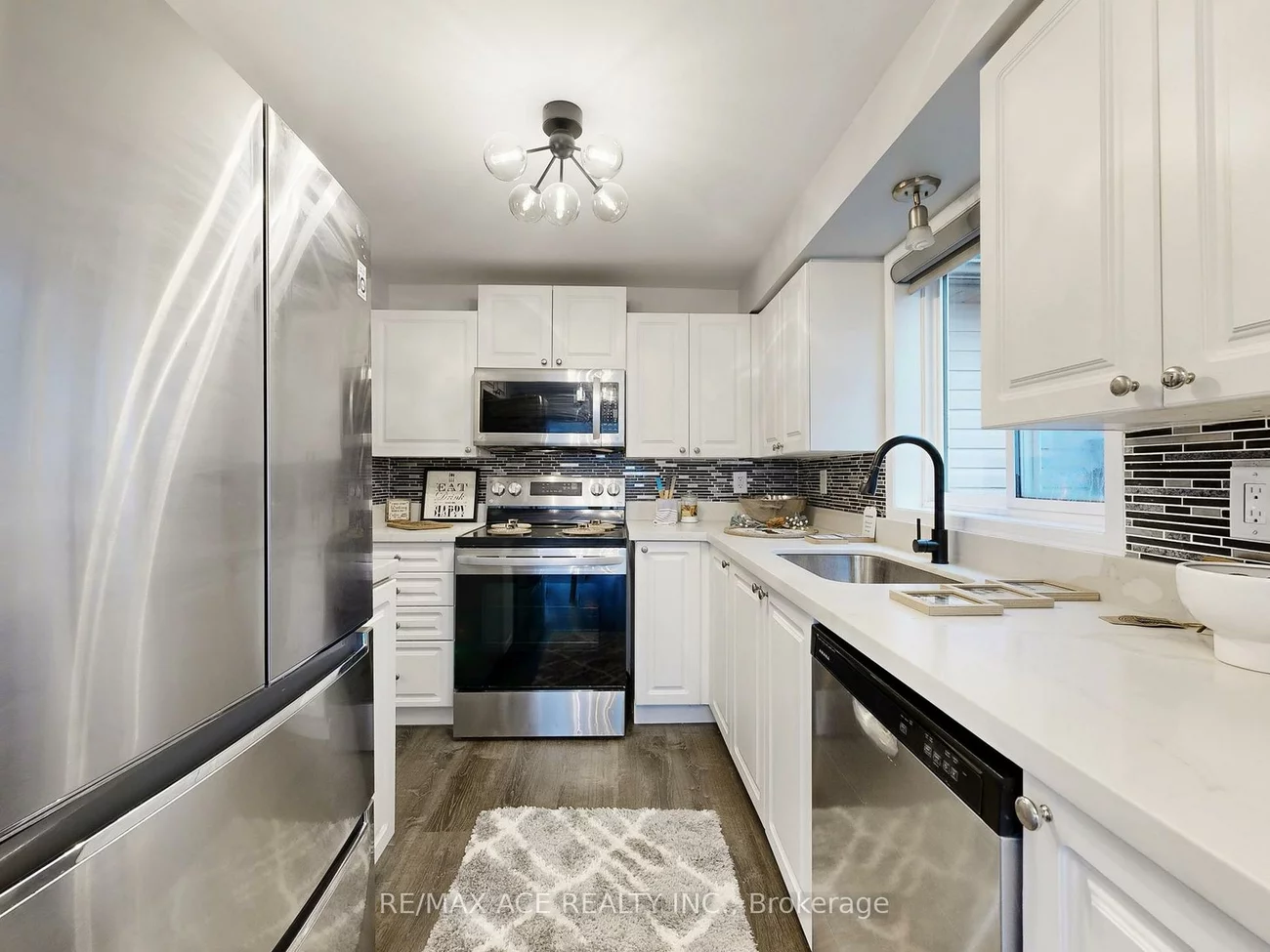 6, Aconley, Georgian Drive, Barrie