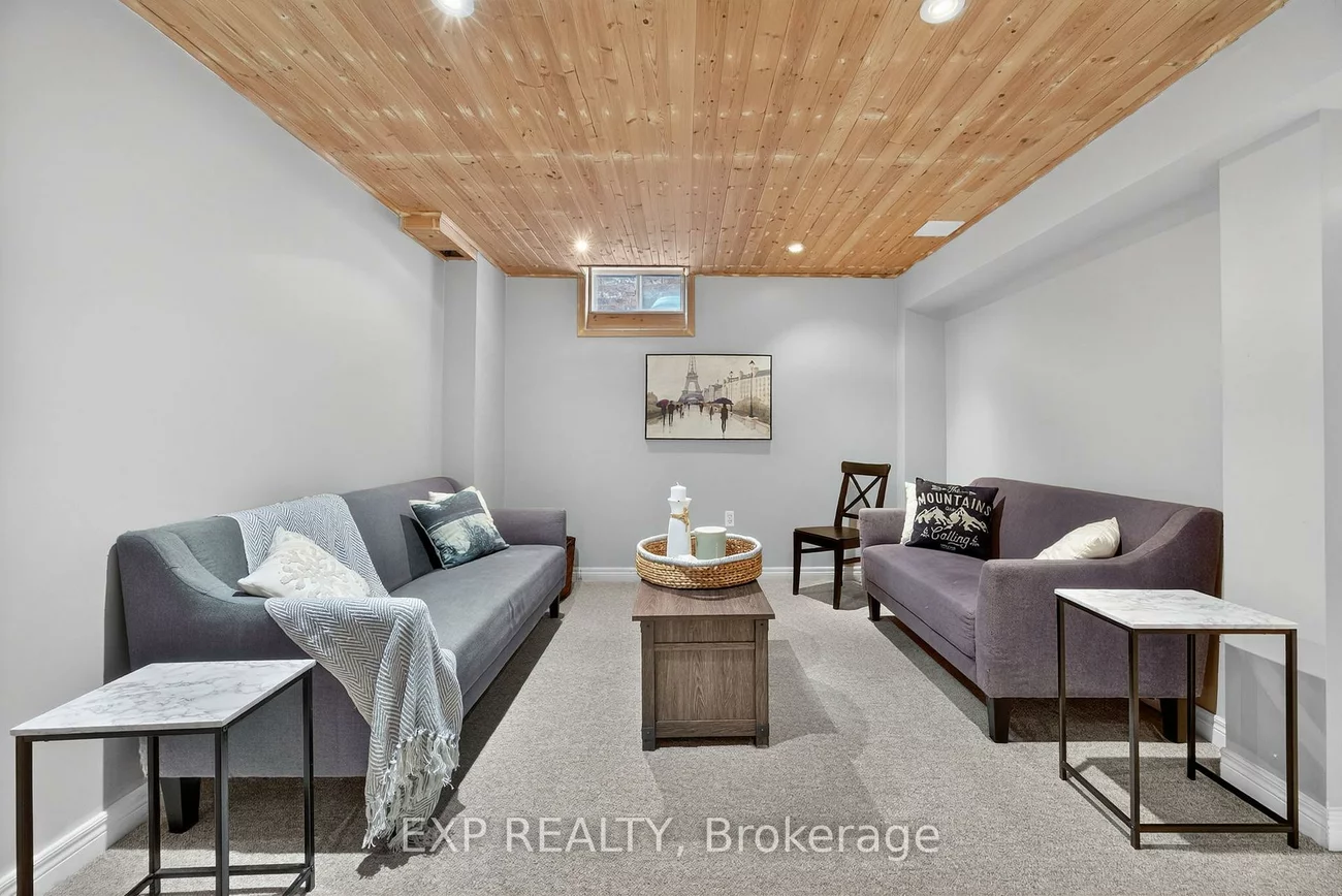 23, Prince of Wales, Innis-Shore, Barrie