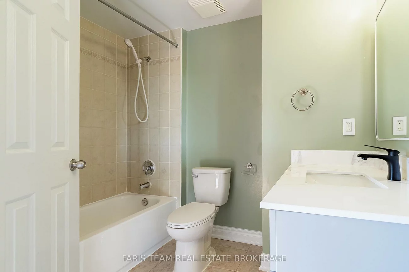 197, Dunsmore, Georgian Drive, Barrie