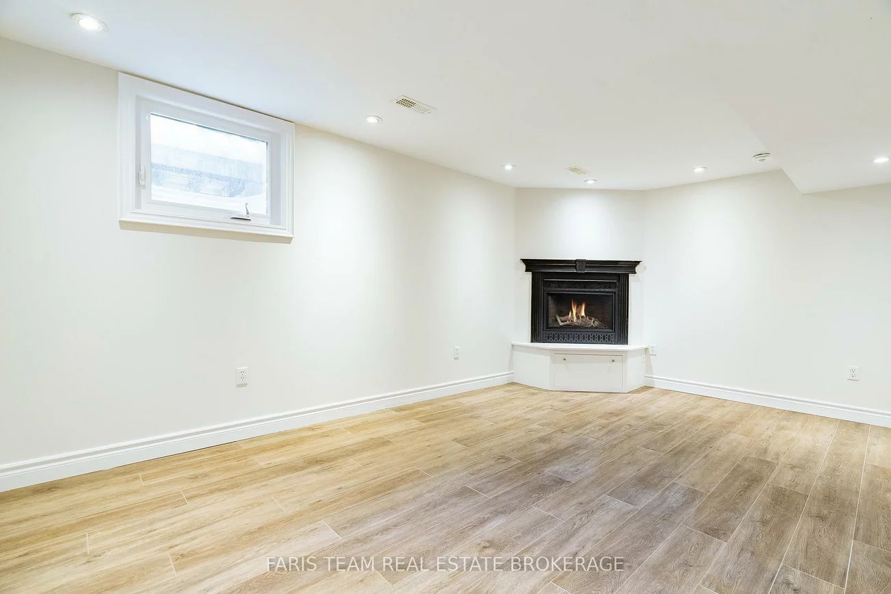 197, Dunsmore, Georgian Drive, Barrie