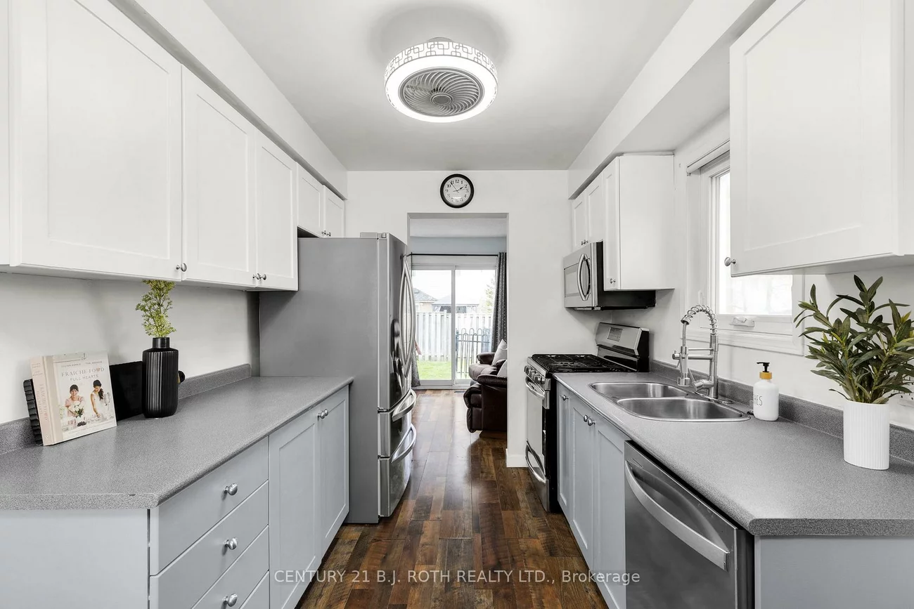 27, GOLDS, Holly, Barrie