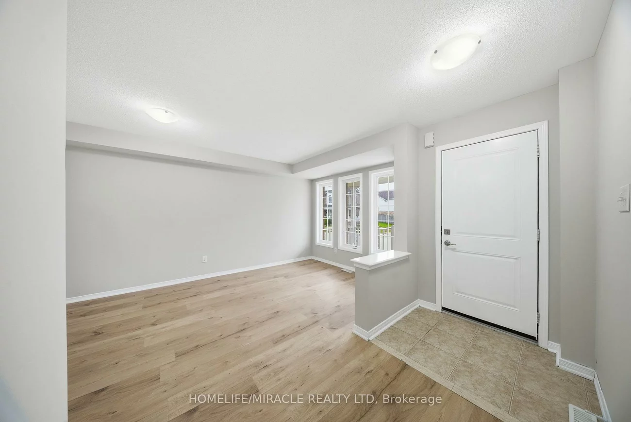 12, Diana, Innis-Shore, Barrie