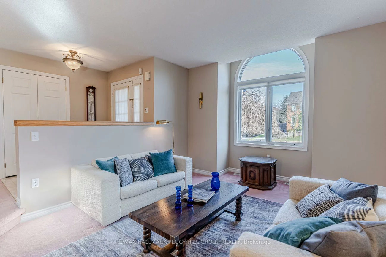 63, River Ridge, Bayshore, Barrie