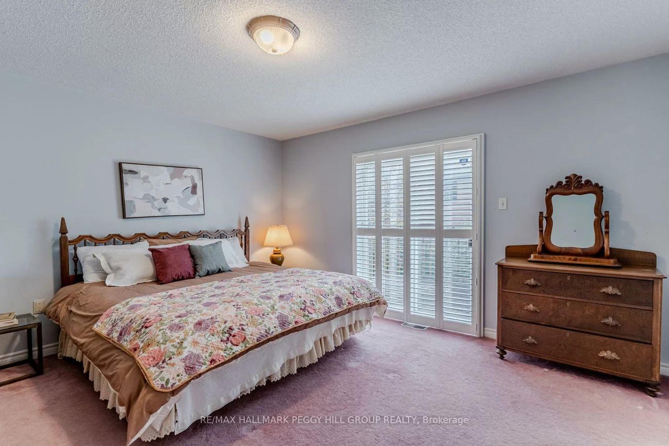 63, River Ridge, Bayshore, Barrie