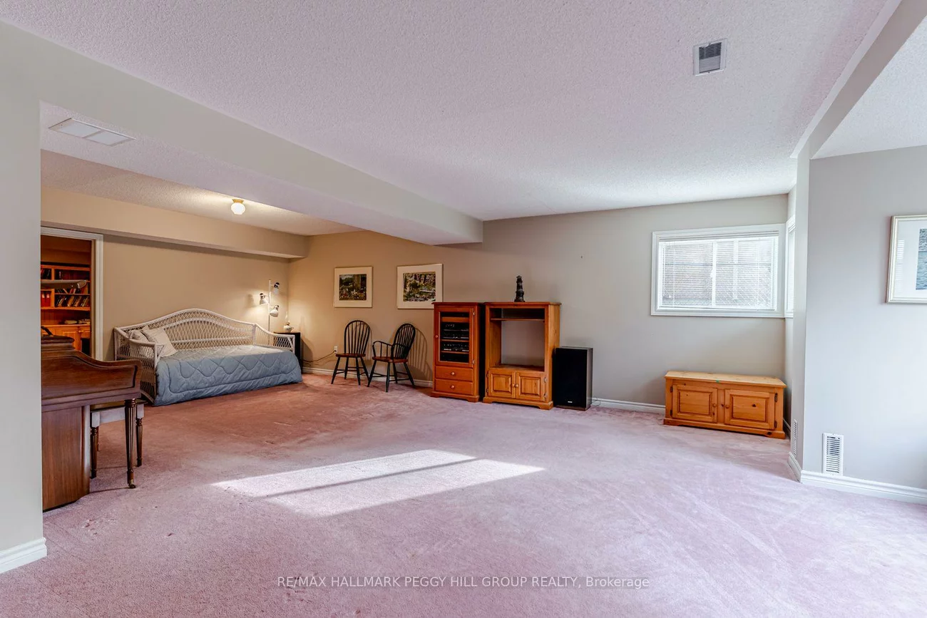 63, River Ridge, Bayshore, Barrie