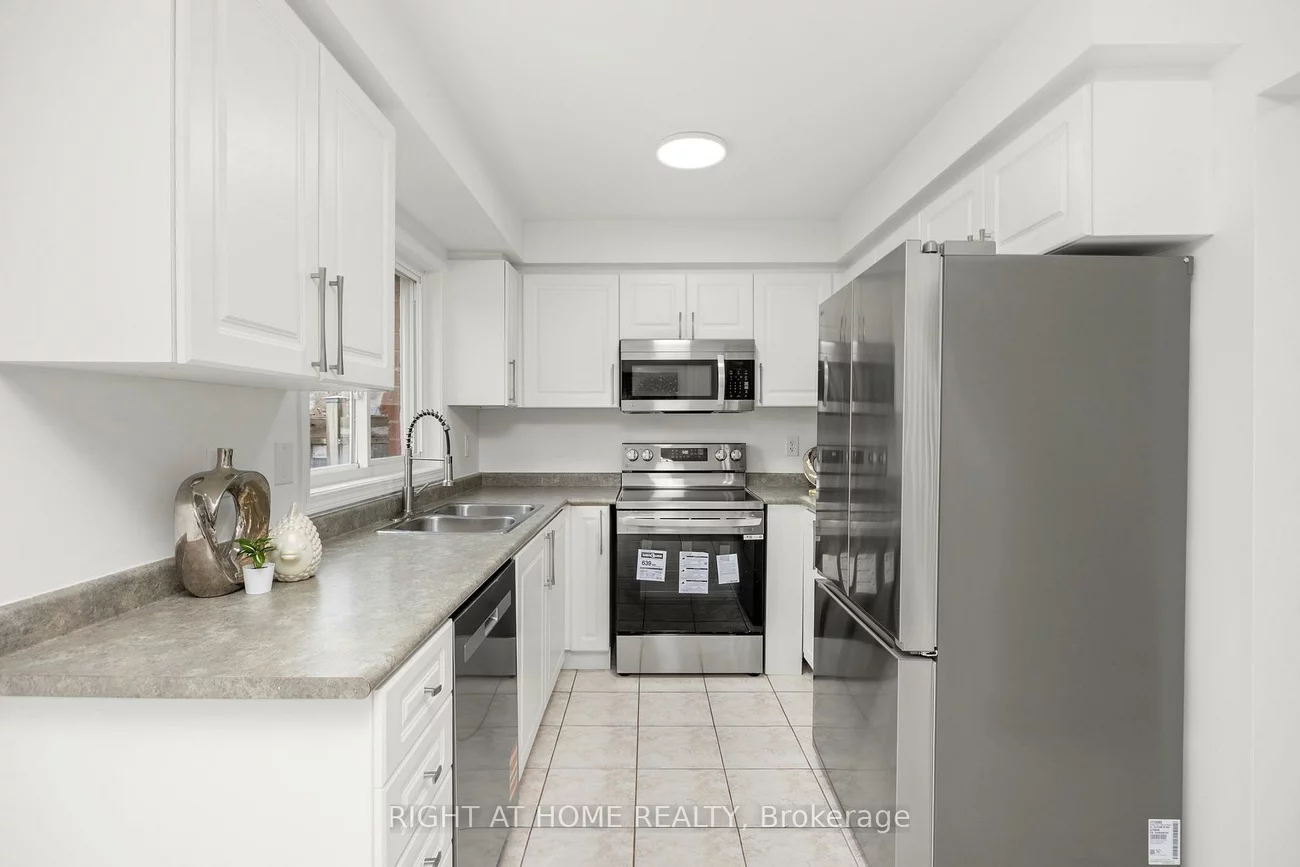 8, Diana, Innis-Shore, Barrie