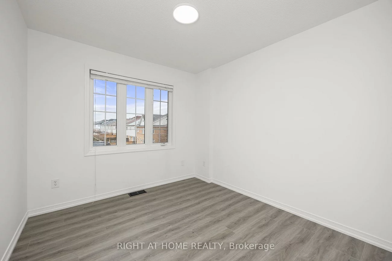 8, Diana, Innis-Shore, Barrie