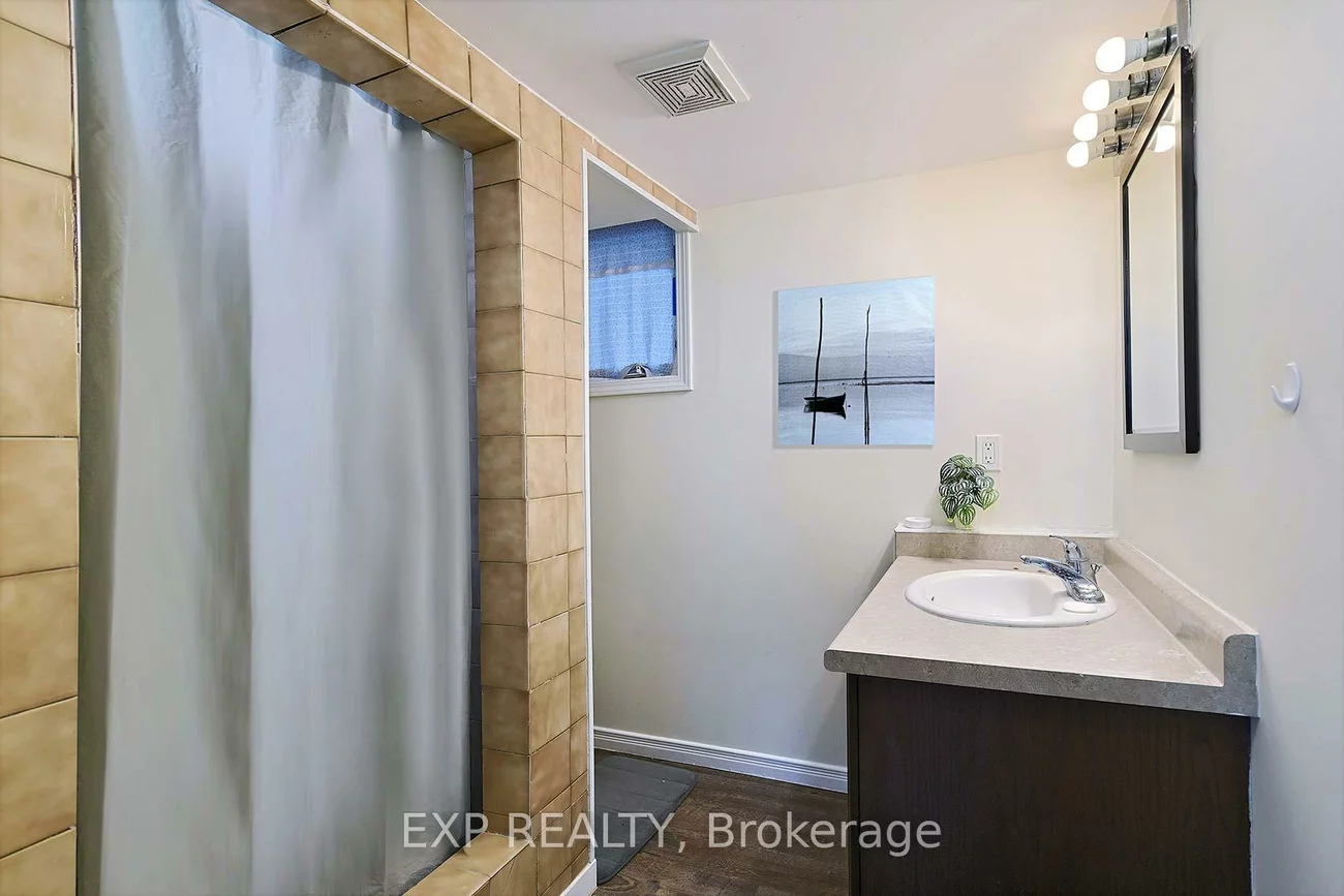 2, Roslyn, Wellington, Barrie