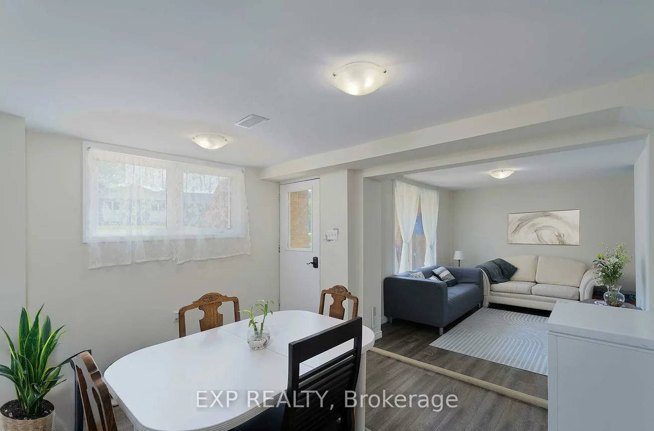 2, Roslyn, Wellington, Barrie