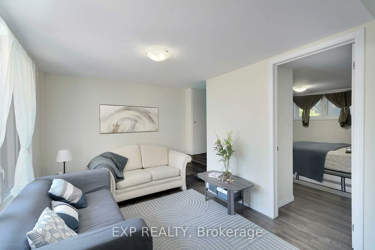 2, Roslyn, Wellington, Barrie