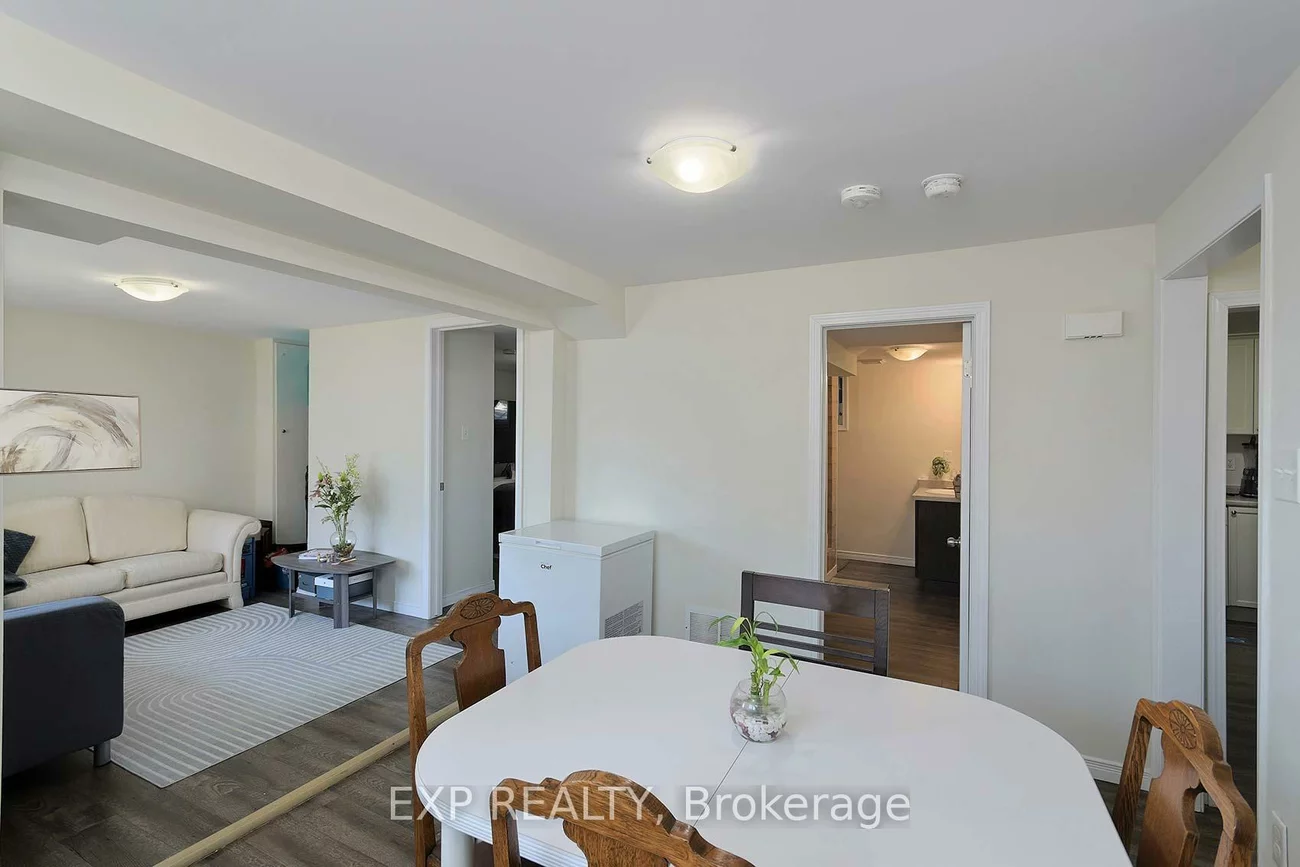 2, Roslyn, Wellington, Barrie