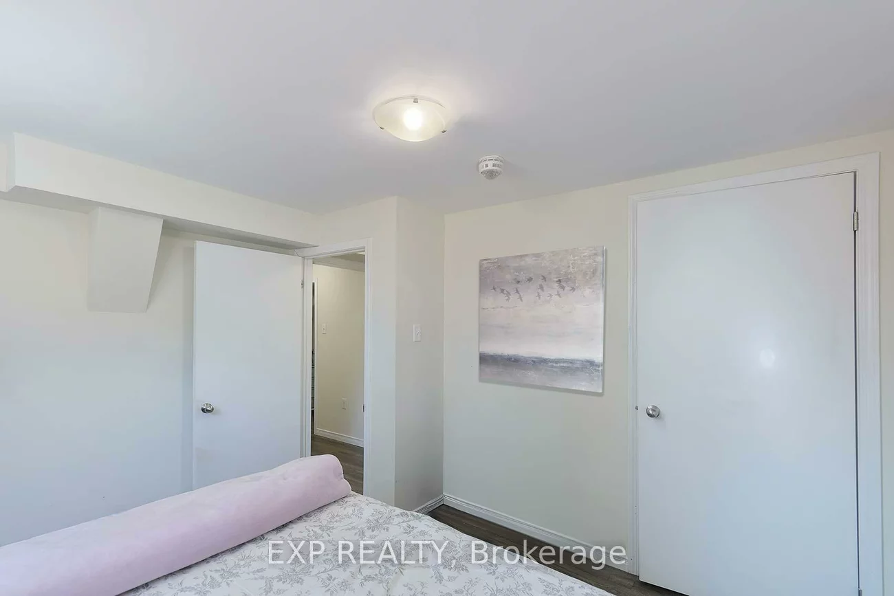 2, Roslyn, Wellington, Barrie