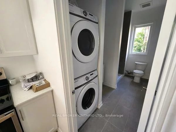 65, Ottaway, Wellington, Barrie