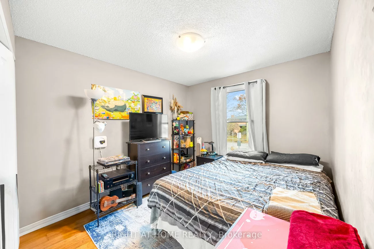 294, Anne, Letitia Heights, Barrie