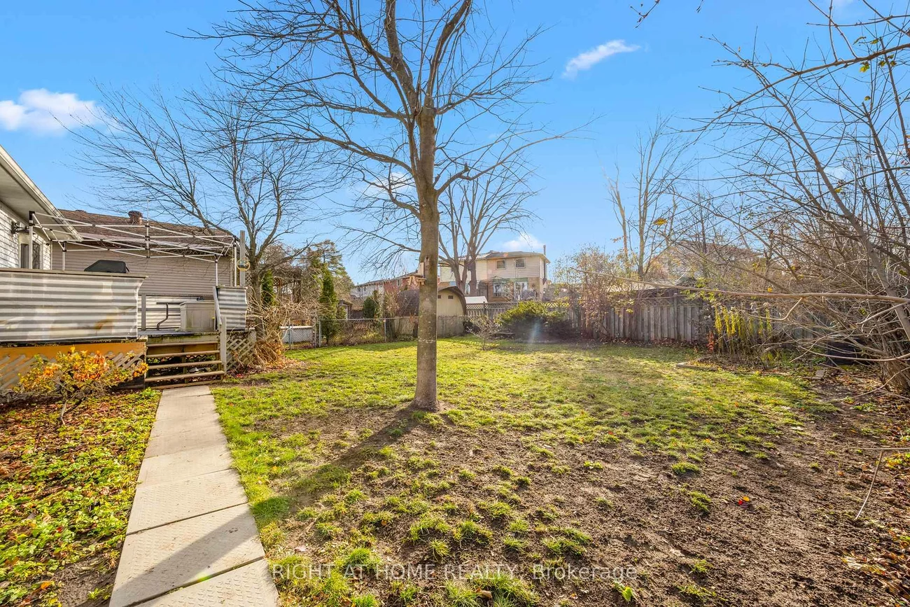 294, Anne, Letitia Heights, Barrie