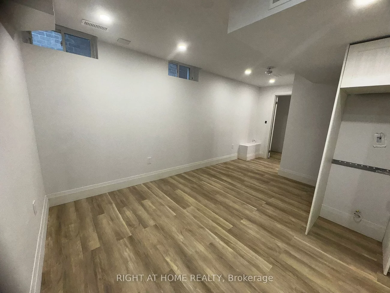 24, Tamworth, Rural Barrie Southeast, Barrie