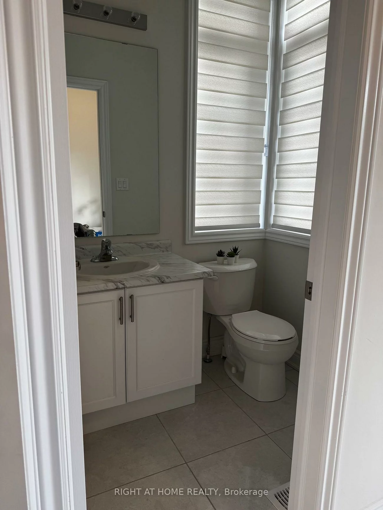 24, Tamworth, Rural Barrie Southeast, Barrie