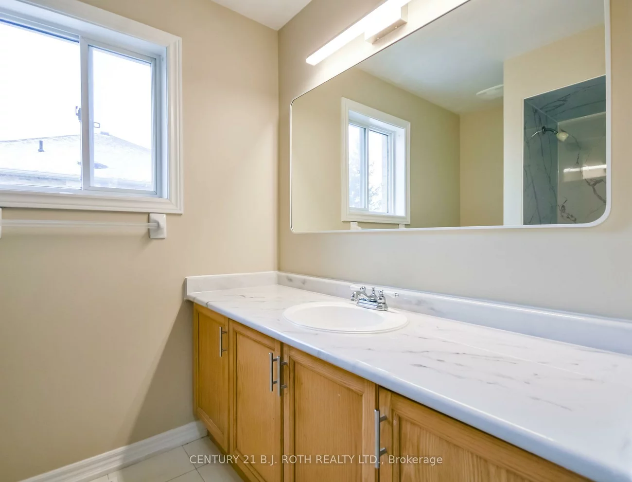 194, Sundew, Holly, Barrie