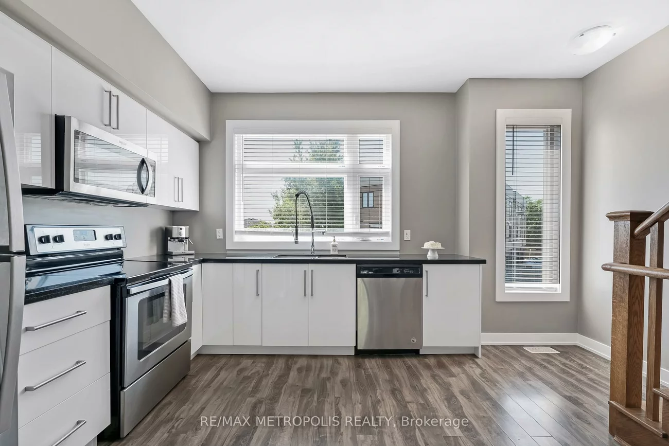 540, Essa, Holly, Barrie