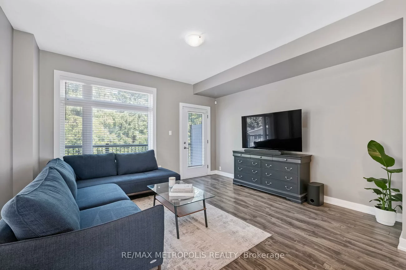 540, Essa, Holly, Barrie