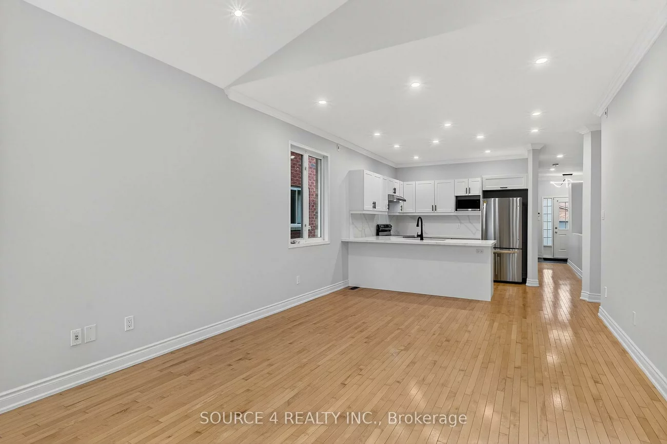 100, Tunbridge, Georgian Drive, Barrie