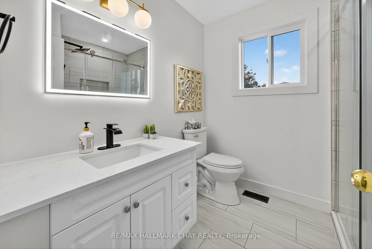 171, Brucker, Holly, Barrie