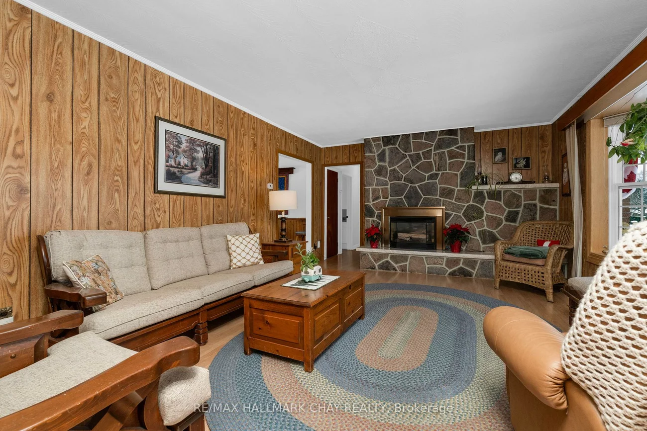 221, Warnica, Painswick North, Barrie