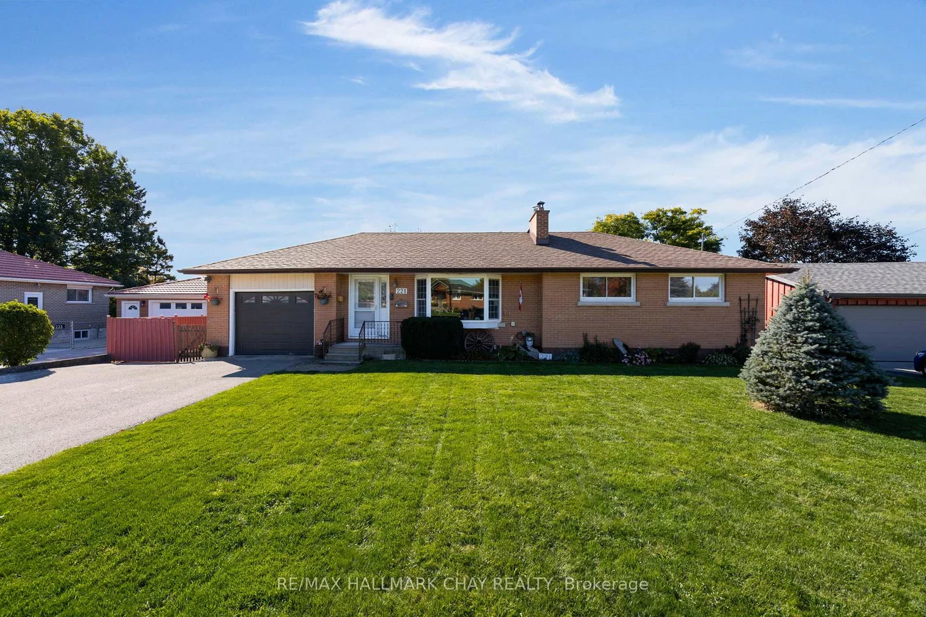 221, Warnica, Painswick North, Barrie