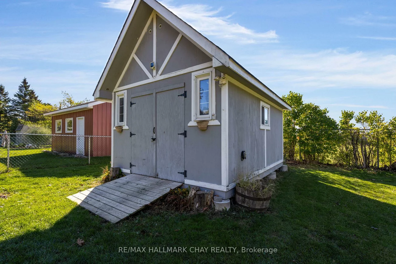 221, Warnica, Painswick North, Barrie